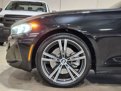 Used 2023 BMW 330i Sedan w/ Premium Package image 5
