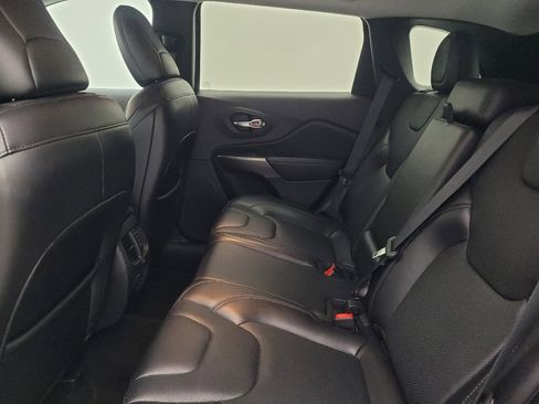 Used 2020 Jeep Cherokee Limited AWD/4WD image 18