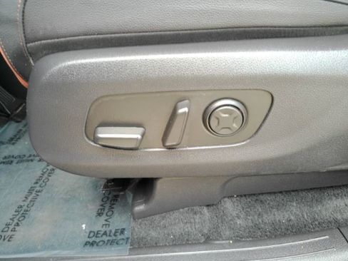 Used 2024 Kia Carnival SX Prestige FWD image 17
