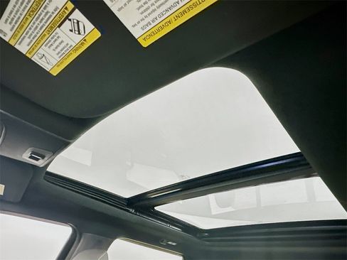 Used 2016 Ford F150 XLT w/ Equipment Group 302A Luxury image 21