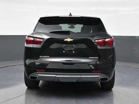 Used 2019 Chevrolet Blazer Premier w/ Sun and Wheels Package FWD image 4