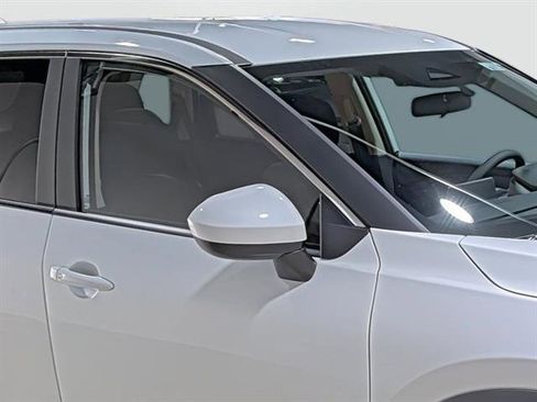 Used 2026 Nissan Rogue SV AWD/4WD image 15