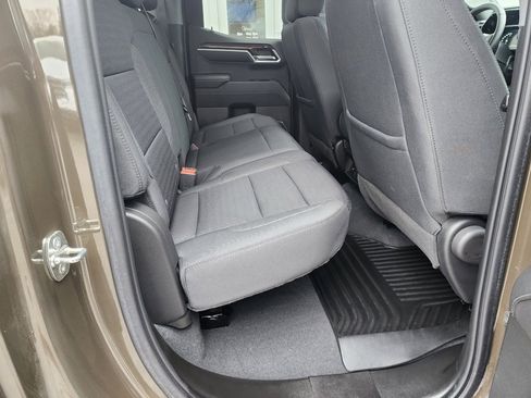 Used 2023 GMC Sierra 1500 Elevation image 12