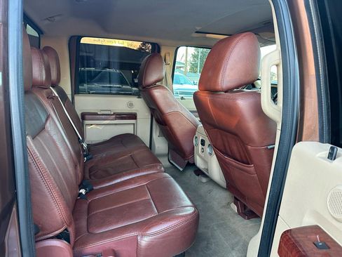 Used 2011 Ford F250 King Ranch w/ King Ranch w/Chrome Pkg image 14