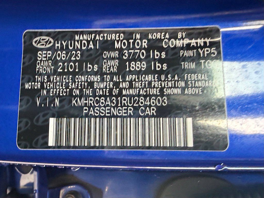 Certified 2024 Hyundai Venue SEL FWD image 33