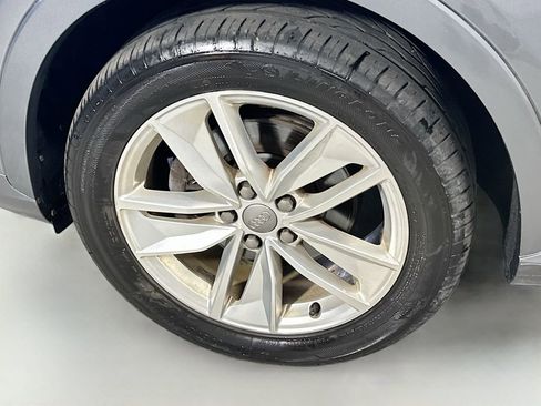 Used 2017 Audi Q3 2.0T Premium Plus w/ Premium Plus Package AWD/4WD image 32