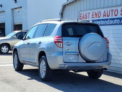 Used 2009 Toyota RAV4 2WD image 3