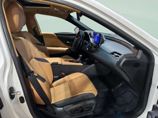 Used 2023 Lexus ES 300h w/ Accessory Package (Z1) FWD image 25