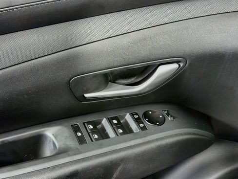 Used 2025 Hyundai Tucson SEL FWD image 15