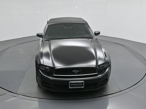 Used 2014 Ford Mustang Convertible w/ Equipment Group 102A image 32