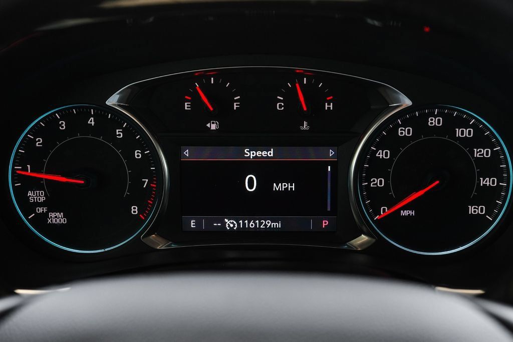 Used 2022 Chevrolet Traverse LT FWD image 15