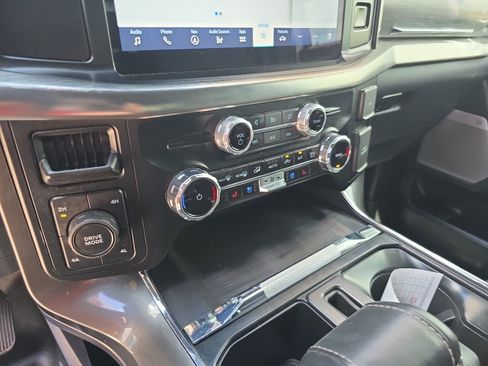 Used 2023 Ford F150 Lariat AWD/4WD image 12