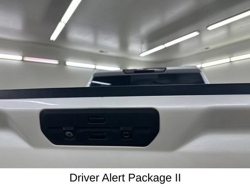Used 2021 GMC Sierra 1500 SLT w/ SLT Premium Plus Package AWD/4WD image 18