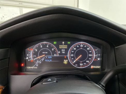 Used 2015 Cadillac Escalade Luxury image 26