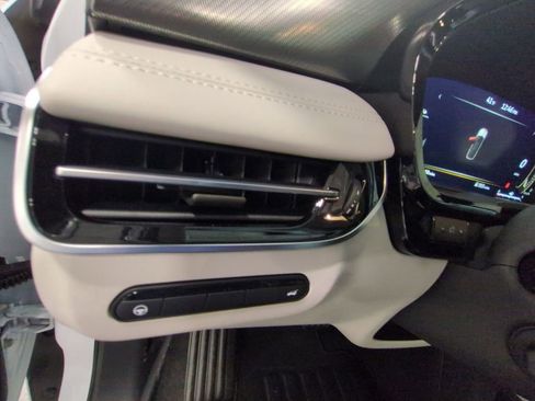 New 2026 INFINITI QX60 Luxe w/ Cargo Package image 15