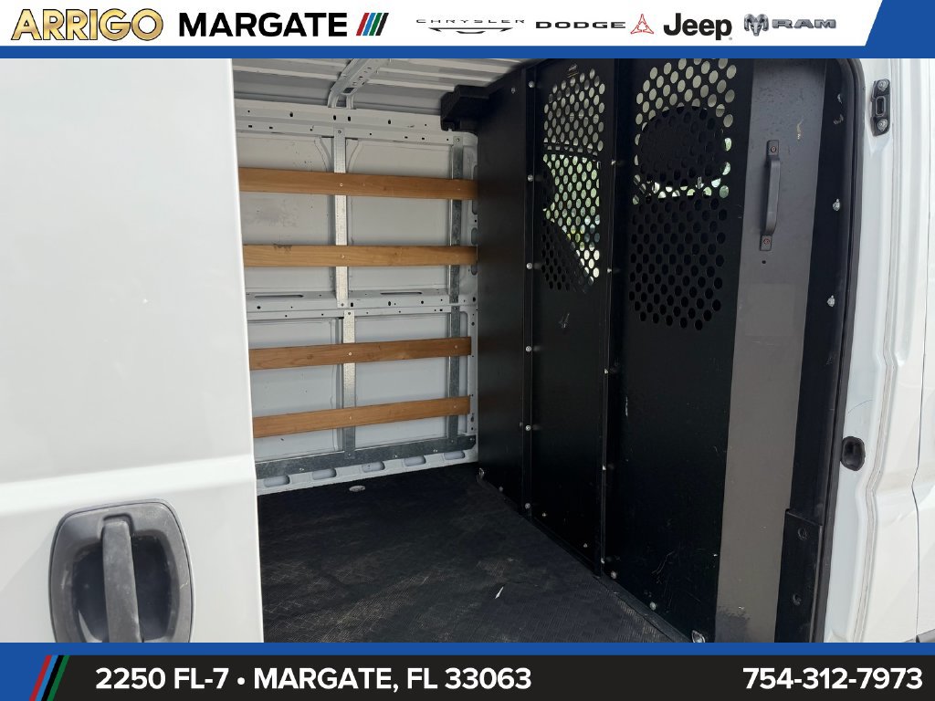 Used 2025 RAM ProMaster 2500 w/ U-Haul Equipment Group FWD image 14