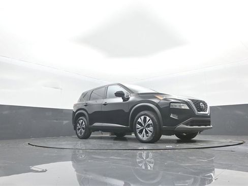 Used 2023 Nissan Rogue SV image 23