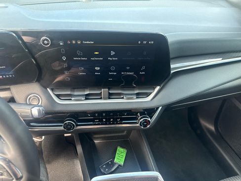 Certified 2025 Chevrolet Equinox LT AWD/4WD image 16