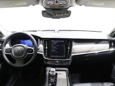 Used 2023 Volvo S90 B6 Ultimate w/ Lounge Package AWD/4WD image 13