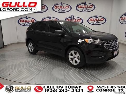Used 2022 Ford Edge SE image 2