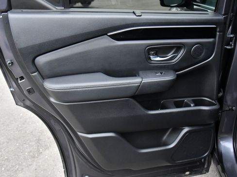 Used 2024 Honda Pilot EX-L image 37