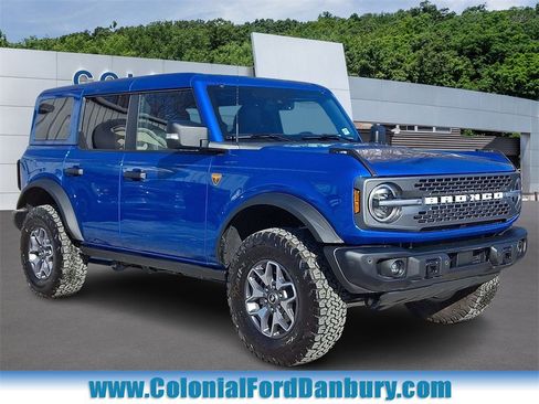 Certified 2025 Ford Bronco Badlands image 1