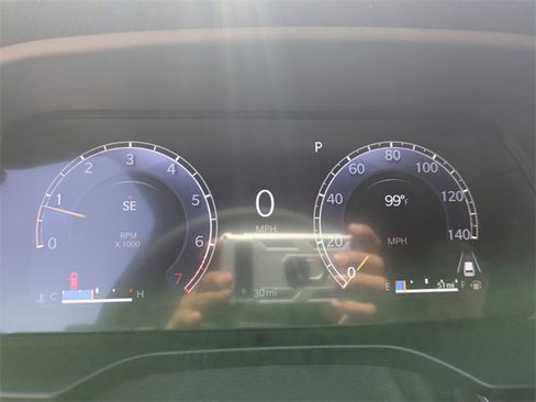 New 2025 Jeep Grand Cherokee L Altitude image 32