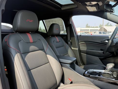 New 2026 Chevrolet Trax RS w/ Sunroof Package FWD image 21