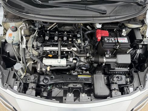 Used 2025 Nissan Versa SV FWD image 28
