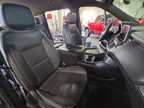 Certified 2023 Chevrolet Suburban Premier AWD/4WD image 10