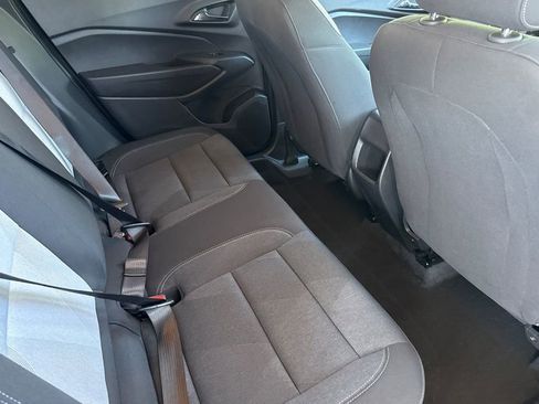 Used 2025 Chevrolet Trax LS FWD image 23