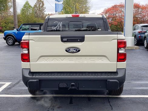 New 2025 Ford Maverick Lariat image 4