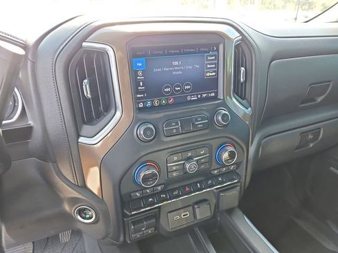 Used 2021 Chevrolet Silverado 1500 High Country w/ Technology Package image 26