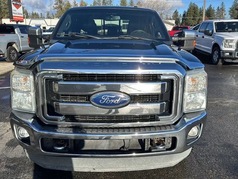Used 2011 Ford F250 Lariat w/ Chrome Pkg image 4