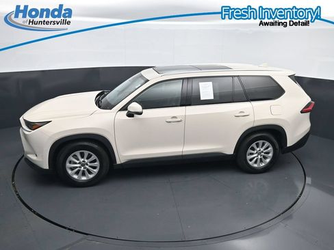 Used 2024 Toyota Grand Highlander FWD image 27
