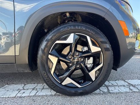 Used 2025 Kia Seltos S image 9