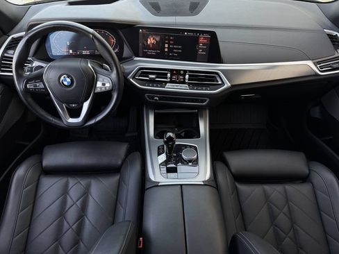 Used 2023 BMW X5 xDrive40i w/ Premium Package AWD/4WD image 11