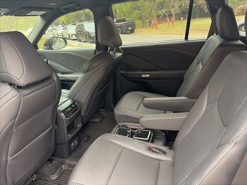 Used 2024 Lexus TX 500h AWD w/ Technology Package image 9