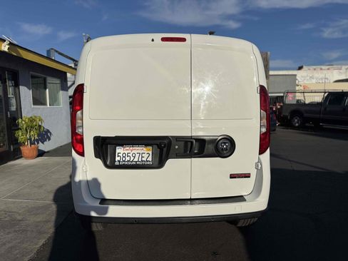 Used 2017 RAM ProMaster City Tradesman SLT w/ Rear Back-up Camera Group image 7