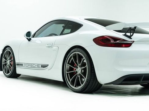 Used 2016 Porsche Cayman GT4 RWD image 20