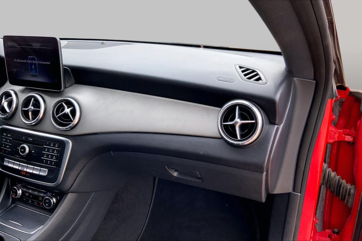 Used 2018 Mercedes-Benz CLA 250 image 17