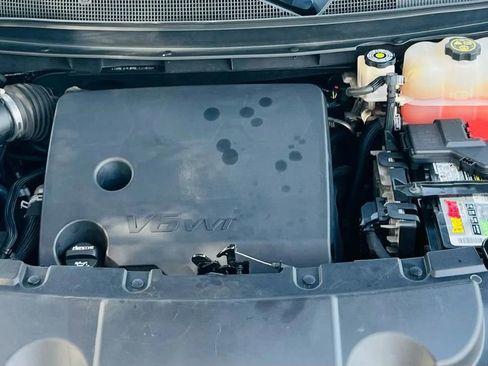 Used 2021 Chevrolet Traverse LT w/ LT Premium Package image 27