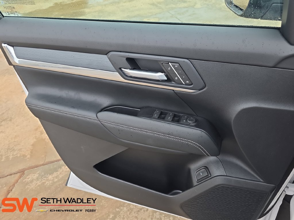 New 2027 GMC Terrain Elevation w/ Elevation Premium Package FWD image 28