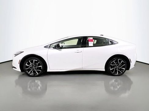 New 2026 Toyota Prius Plug-In Hybrid image 6