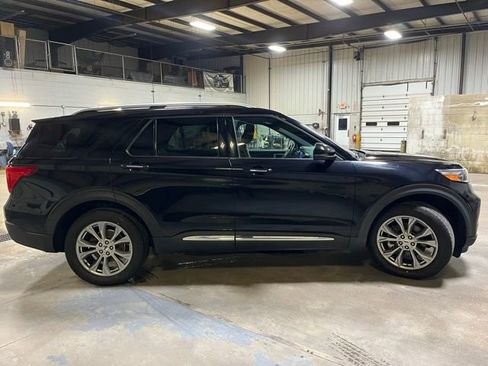 Used 2020 Ford Explorer Limited image 7