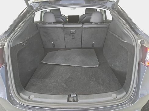 Used 2025 Tesla Model Y Long Range RWD image 13