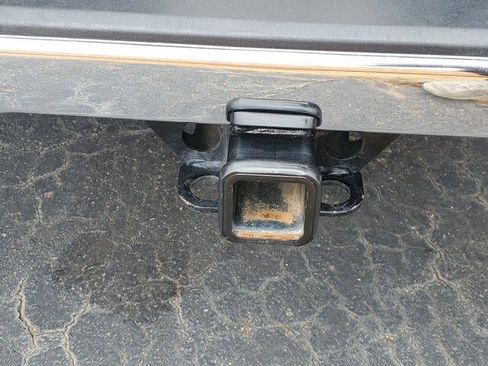 Used 2024 GMC Sierra 1500 SLT image 7