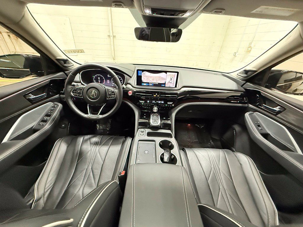 Used 2025 Acura MDX w/ Advance Package AWD/4WD image 37