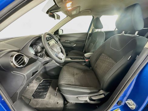 Used 2023 Nissan Kicks SV FWD image 13