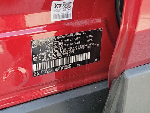 Used 2025 Toyota RAV4 XLE Premium w/ Weather Package FWD image 31